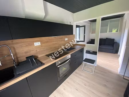 studio meublé en plein centre d'yssingeaux