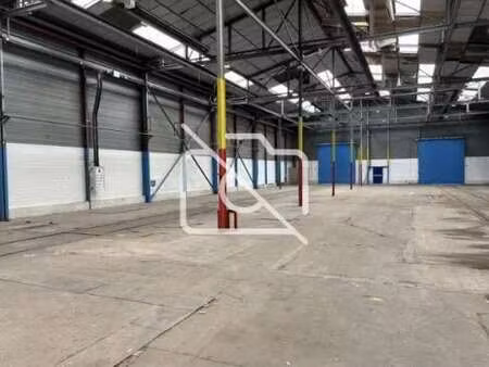location entrepôt corbeil essonnes 91100 1200m² à 2800m²