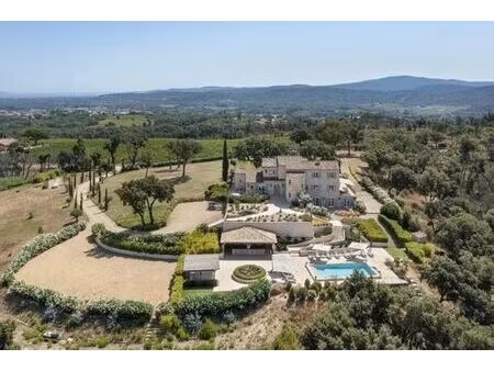 maison de 16 pièces de luxe en location à saint-tropez  france