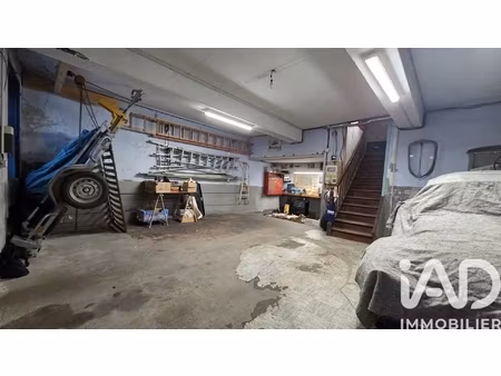 vente garage undefined m²