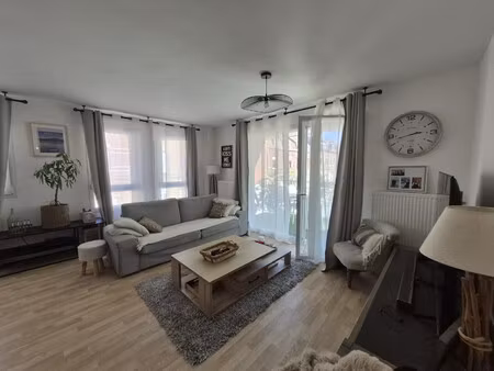 location appartement 3 pièces 67m² armentieres 59280