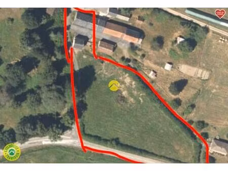 fermette et grange + 7.500 m2