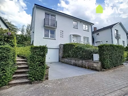 top gelegen villa met 4 slaapkamers