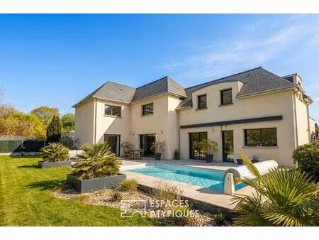 élégante maison contemporaine avec piscine