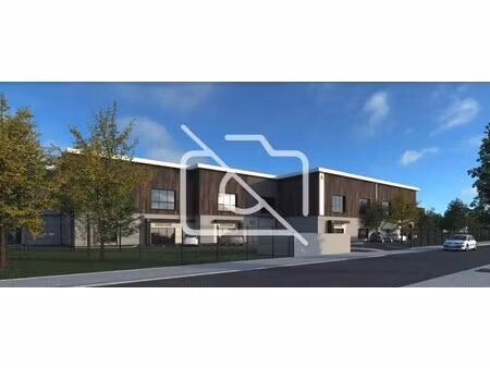 vente entrepôt 585 m²