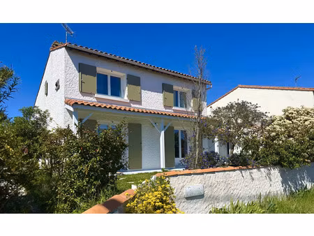 vente maison 5 pièces 125m2 vaux-sur-mer (17640) - 580000 € - surface privée