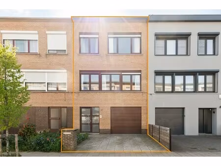 huis te koop in hoevenen met 3 slaapkamers