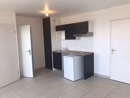 location appartement 2 pièces 42m² noisy le sec 93130