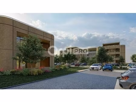 location bureaux 175 m² à 4 869 m²