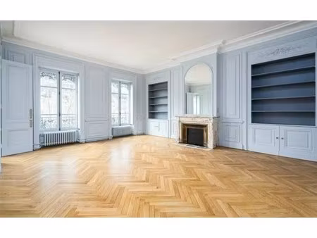 location bureaux 115 m² à 250 m²