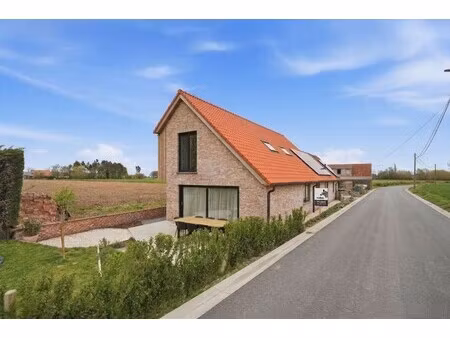 huis te koop in alveringem met 5 slaapkamers