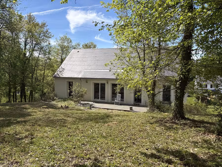 grande maison de 2012-190 m2- 6 chambres