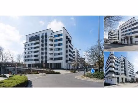 surface commerciale à vendre à evere (vbe07716)