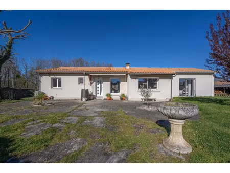 vente maison 5 pièces 138 m² gauriaguet (33240)