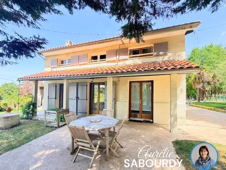 vente maison 9 pièces 189 m² tizac-de-lapouyade (33620)