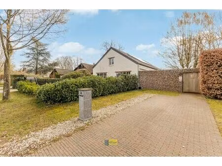 huis te koop in zoersel met 5 slaapkamers