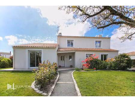 achat maison 8 pièces 180m²