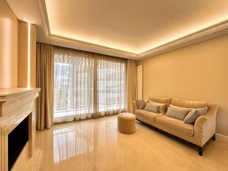 location appartement de luxe monaco 2 pièces 90 m² <meta name="description" content="situé