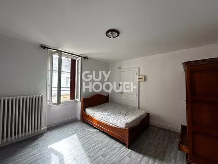chateaudun : appartement meublé t2 (35 m²) à louer