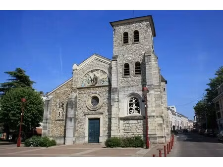 location commerce 260 m²