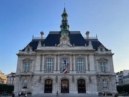 location commerce levallois perret 92300 50m²