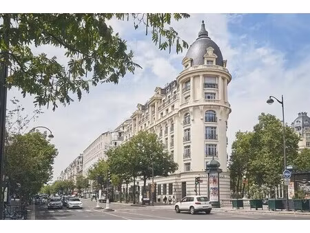 location commerce 291 m²