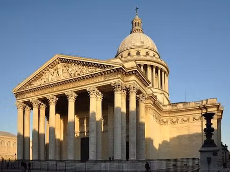 location commerce paris 75005 131m²