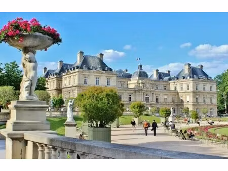 location commerce 213 m²