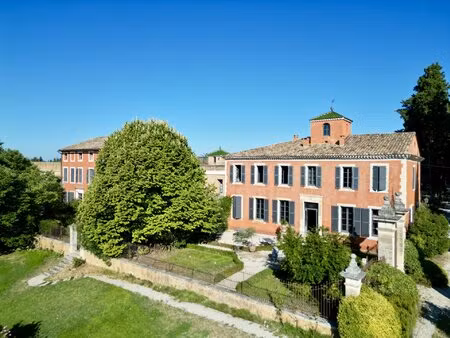 demeure provençale d’exception au cœur du comtat venaissin