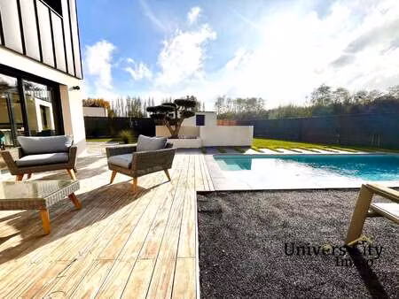 vente maison piscine au lion-d'angers (49220) : à vendre piscine / 196m² le lion-d'angers