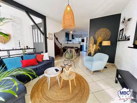 vente maison à montrevault-sur-evre (49110) : à vendre / 95m² montrevault-sur-evre