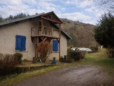 vente maison 8 pièces 230 m² saint-christophe-sur-dolaizon (43370)