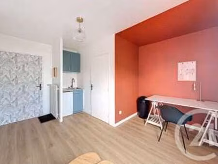 location appartement t1 meublé à guingamp (22200) : à louer t1 meublé / 18m² guingamp