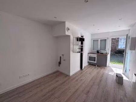 location appartement t1 à saint-brieuc (22000) : à louer t1 / 15m² saint-brieuc