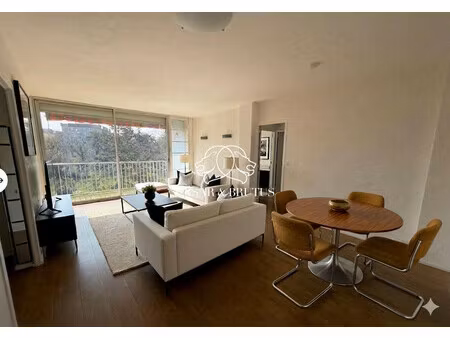 champagne-au-mont-d'or – t4 lumineux avec vue dégagée  au