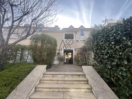 location duplex 6 pièces 107 m² à chambourcy (78240)  1 929 €