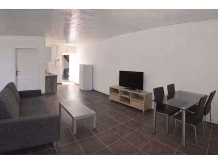 location meublée appartement 1 pièce 35 m² à sainte rose (97439)  625 €