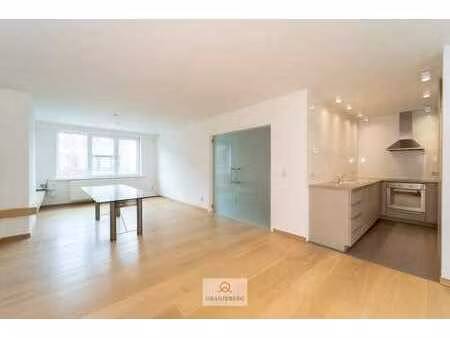 lichtrijke 2 slpk woning te gentbrugge