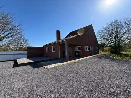 agreable villa 4 chambres à jurbise