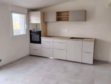 location maison à mouzillon (44330) : à louer / 37m² mouzillon