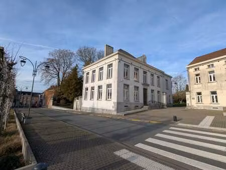 immeuble de caractère xixe à rénover - centre de rebecq