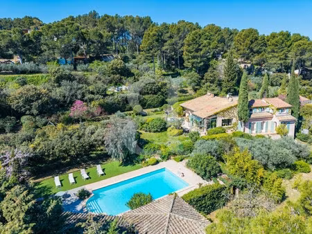 villa de luxe à vendre à jonquerettes