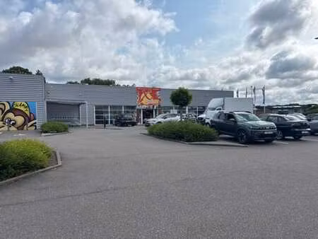 local commercial 1.000 m² à louer – retailpark