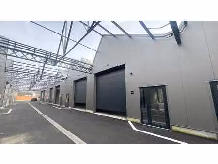 nouveau bâtiment de stockage à louer à kalken