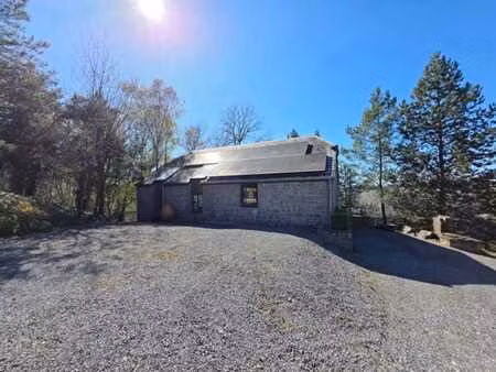 jolie maison 4 chambres dans un cadre paisible