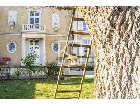 maison de luxe à vendre à sceaux-d'anjou