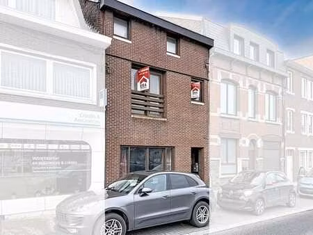 maison spacieuse 5 chambres à rafraichir à ans