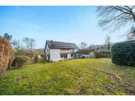 spacieuse maison avec annexe à esneux