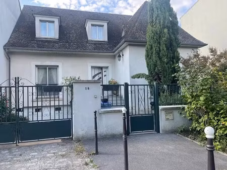 vente maison 7 pièces 180 m² à le bourget (93350)  610 000 €