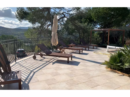 vente maison 6 pièces 300 m² à brignoles (83170)  850 000 €